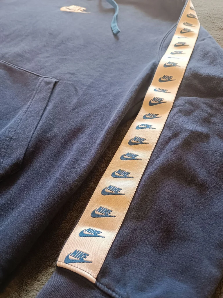 Navy blue Nike pull hoodie in good condition, size M – photo 2